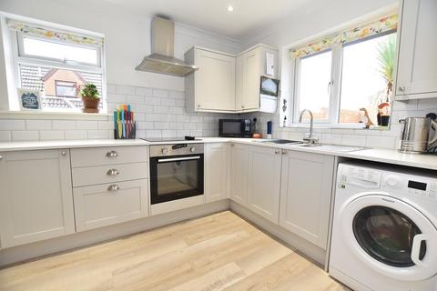 2 bedroom terraced bungalow for sale, Chalbury Close, Canford Heath, Poole, BH17