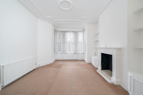 2 bedroom flat for sale, Tewkesbury Terrace, Bounds Green N11