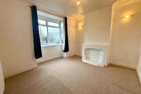 3 bedroom semi-detached house to rent, Lansdowne Road, Stoke-On-Trent ST4