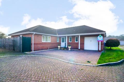 3 bedroom detached bungalow for sale, Tracey Close, Bridgwater TA7