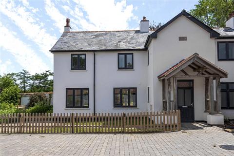 3 bedroom end of terrace house to rent, Petersfield Road, Alresford SO24