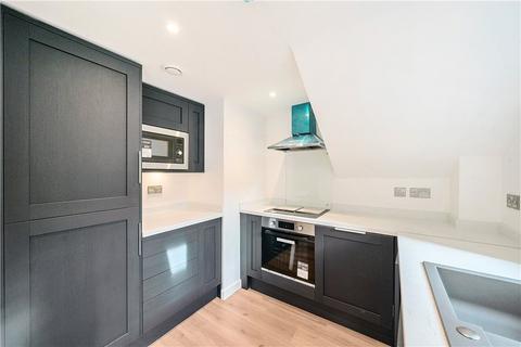 1 bedroom flat for sale, Tealing Drive, Surrey KT19