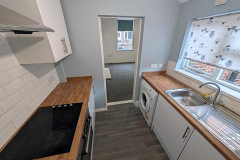 2 bedroom terraced house to rent, North Road West , Wingate, County Durham, TS28 5AP