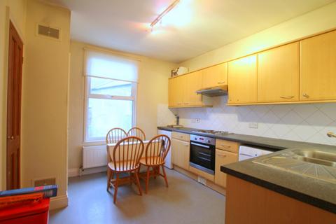 2 bedroom flat to rent, Bagleys Lane, London SW6