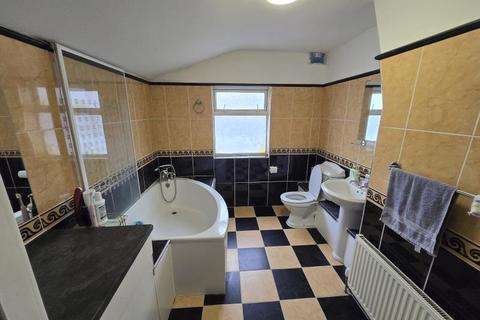 undefined, Cheddington Road, Edmonton, N18