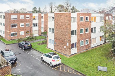 2 bedroom apartment for sale, Overton Road, Sutton