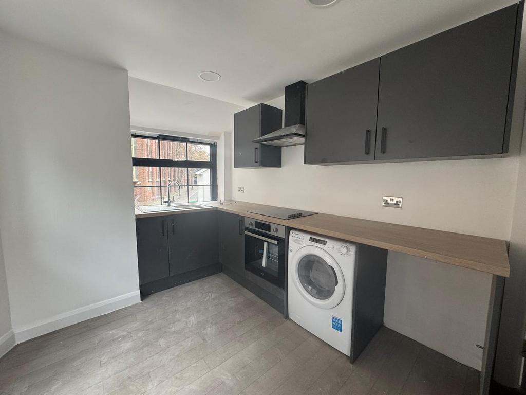 Block of Apartments Available for Lease in Luton