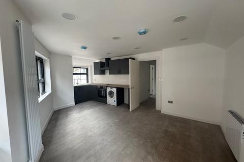 Block of apartments to rent, 4 Dunstable Place, Luton LU1