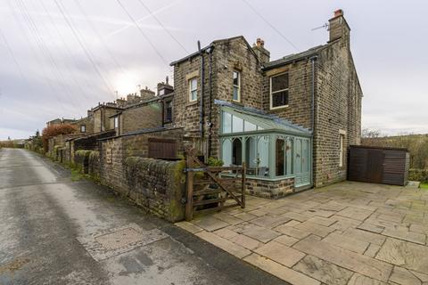 3 bedroom end of terrace house for sale, West View, Delph, Saddleworth