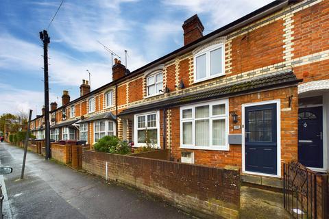 3 bedroom terraced house to rent, Connaught Road, Reading, Berkshire, RG30