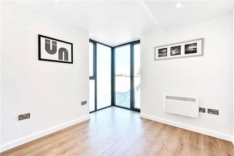 1 bedroom flat for sale, Tealing Drive, Surrey KT19