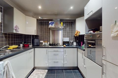 2 bedroom flat for sale, Spectrum House, London Road, Northfleet, DA11