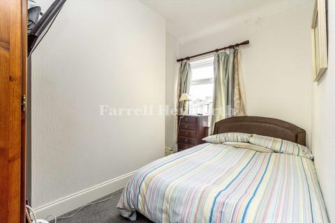 18 Anchor Road, Barrow-in-furness, LA14 2QW