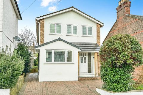 3 bedroom detached house to rent, Horsecroft Road, Hemel Hempstead HP1