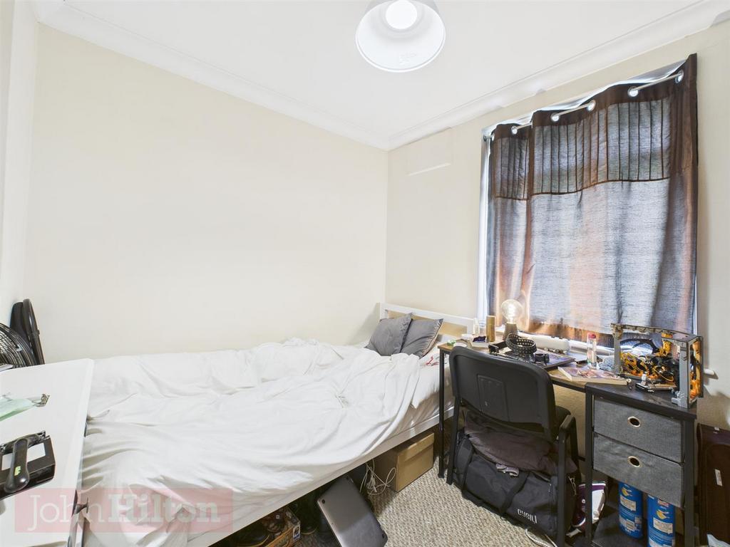 CAM02534 G0-PR0618-STILL019.jpg