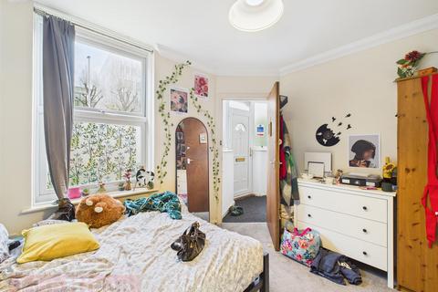 5 bedroom terraced house to rent, The Highway, Brighton, East Sussex