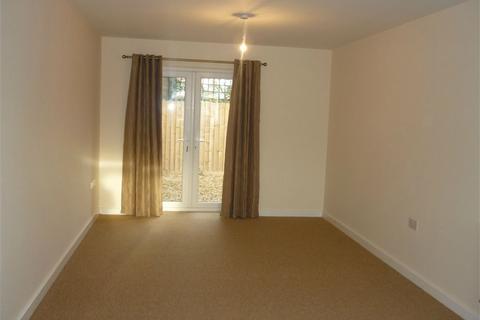 2 bedroom apartment to rent, Wootton Road, King's Lynn, PE30