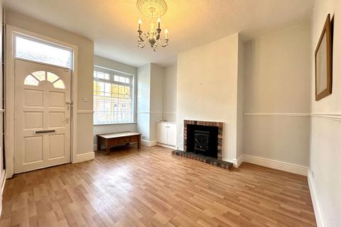 2 bedroom terraced house to rent, Harley Road, Sale