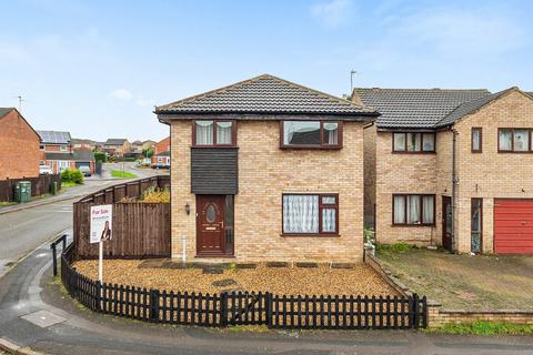 4 bedroom detached house for sale, Walsingham Avenue, Kettering, NN15