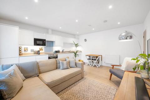 2 bedroom apartment for sale, Brockley Road, London SE4