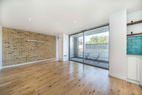 1 bedroom flat for sale, Moonlight Drive, London SE23