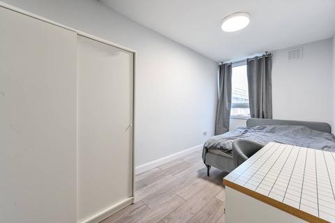 3 bedroom flat for sale, Clarence Gardens, Euston, London, NW1