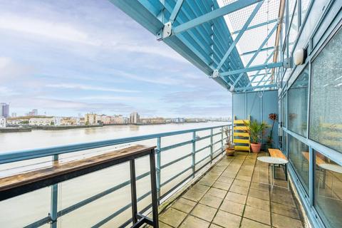 2 bedroom maisonette to rent, Arnhem Wharf, Isle Of Dogs, London, E14