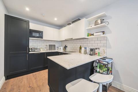 2 bedroom flat for sale, Bogart House, Ealing Broadway, LONDON, W5