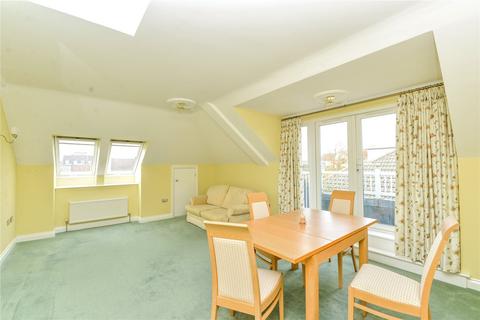 2 bedroom penthouse for sale, Cheridah Court, Spencer Road, New Milton, Hampshire, BH25