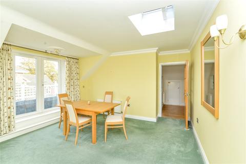 2 bedroom penthouse for sale, Cheridah Court, Spencer Road, New Milton, Hampshire, BH25