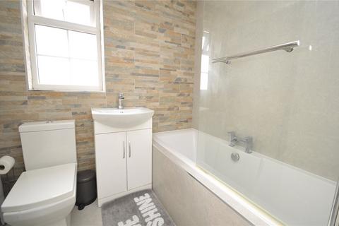 6 Ledbury Green, Leeds, LS10 4RY