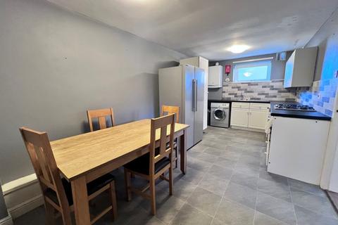 3 bedroom terraced house for sale, Knowl Bank, Huddersfield HD7