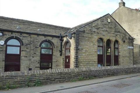 3 bedroom terraced house for sale, Knowl Bank, Huddersfield HD7