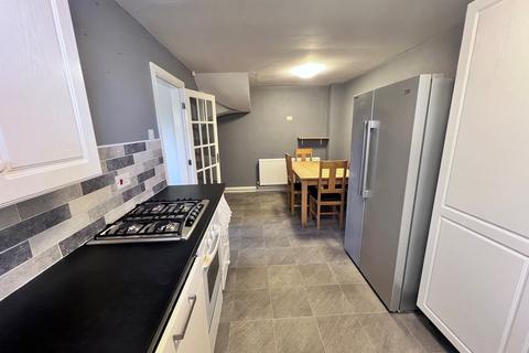 3 bedroom terraced house for sale, Knowl Bank, Huddersfield HD7