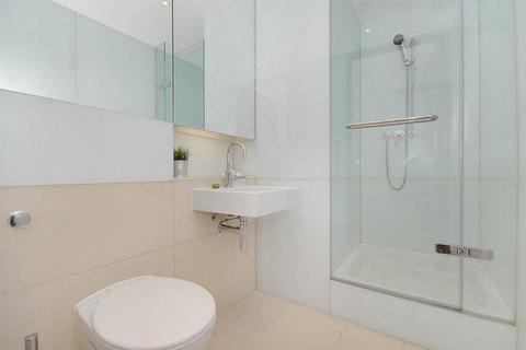 2 bedroom flat to rent, LATITUDE HOUSE, OVAL ROAD, London, NW1