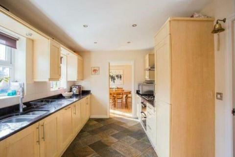 6 bedroom private hall to rent, 41 Roundhaven, Durham