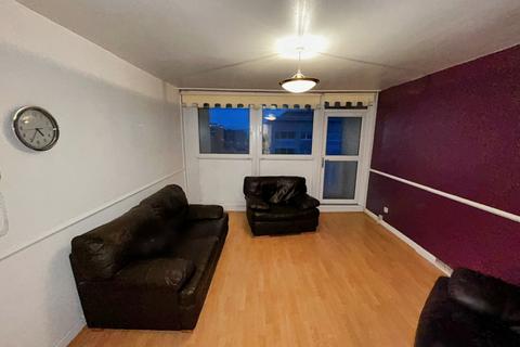 1 bedroom flat to rent, Jura Court, Craigton, Glasgow, G52