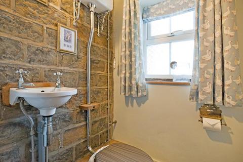 3 bedroom end of terrace house for sale, Bolton Road, Addingham LS29