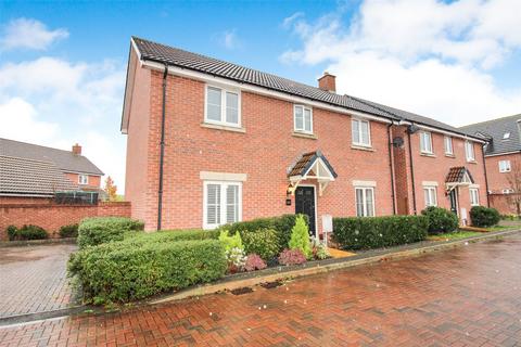 4 bedroom detached house for sale, Holloway Close, Wiltshire SN25