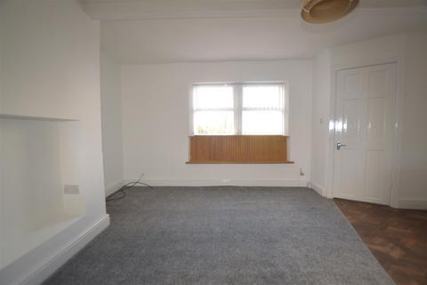 2 bedroom cottage to rent, Town Gate, Wyke, Bradford