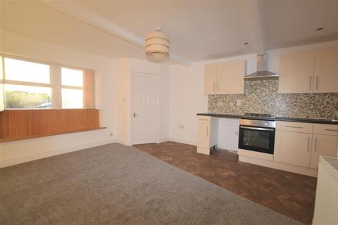 2 bedroom cottage to rent, Town Gate, Wyke, Bradford