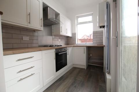 3 bedroom terraced house to rent, Elmview Road, Sheffield