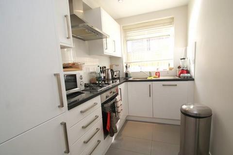 2 bedroom flat to rent, Colehill Lane, Fulham, SW6