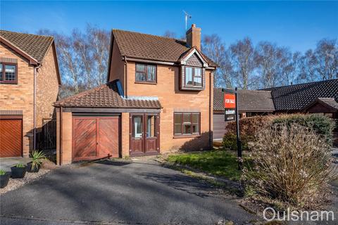 3 bedroom detached house for sale, Yew Tree Drive, Bromsgrove, Worcestershire, B60