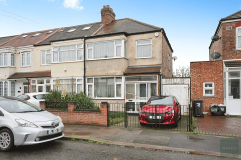 3 bedroom end of terrace house for sale, Staines Road, ILFORD, IG1