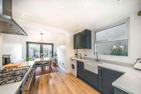 33 Bruce Road, Mitcham, CR4 2BJ