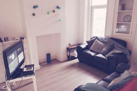 4 bedroom house to rent, Glenroy Street, Roath, Cardiff