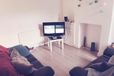 4 bedroom house to rent, Glenroy Street, Roath, Cardiff