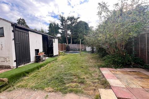 37 Harvey Gardens, Loughton, IG10 2AD