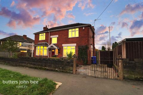 3 bedroom detached house for sale, Courtway Drive, Sneyd Green, Stoke-On-Trent ST1 6DU